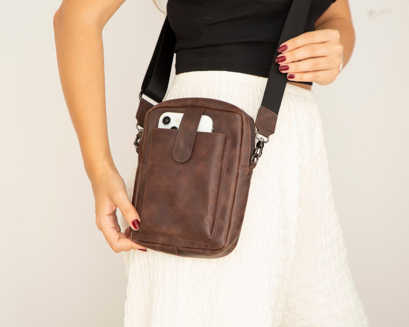Clup Leather Crossbody Bag