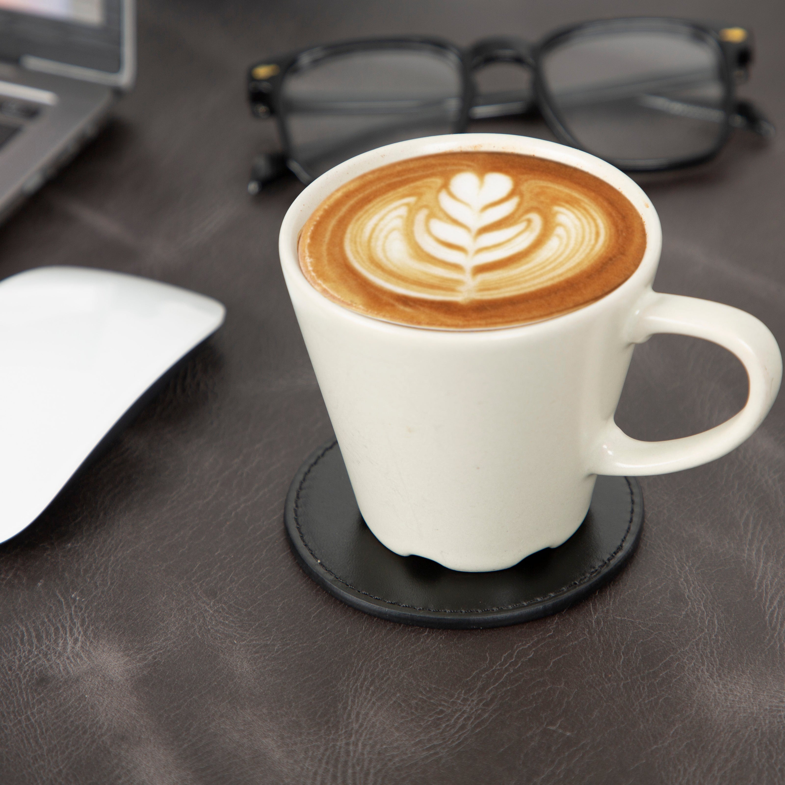 Solces Cup Leather Coaster Set