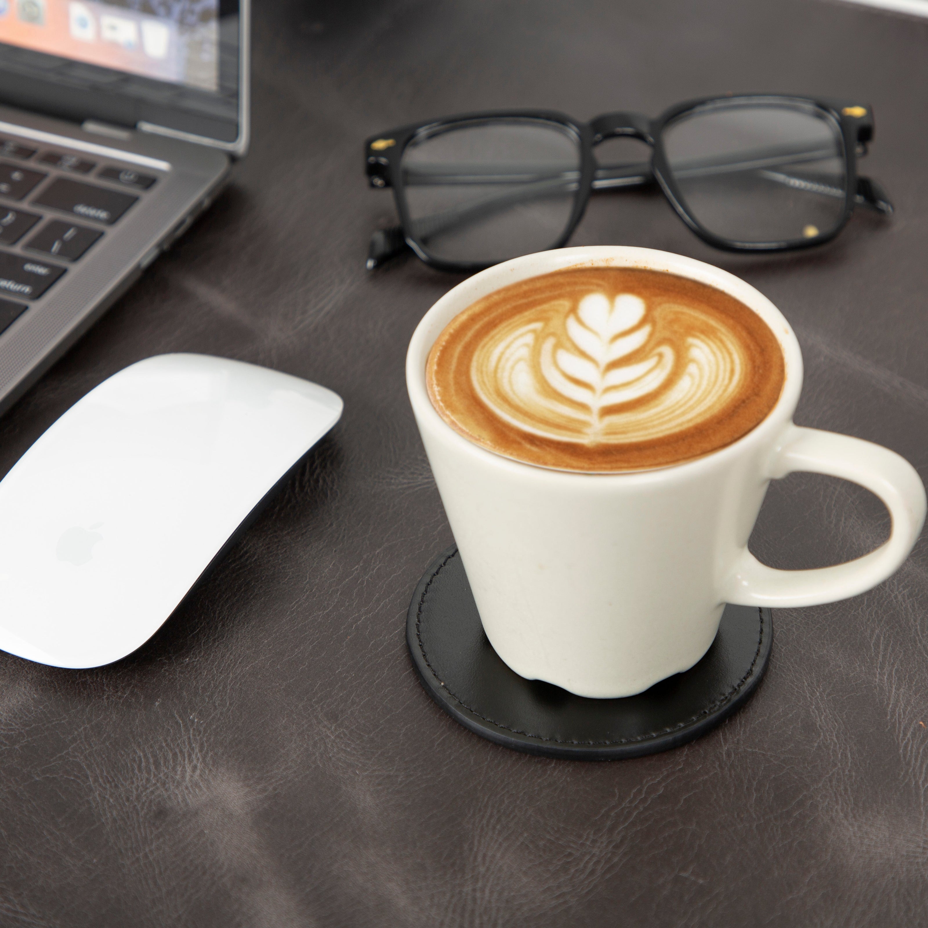 Solces Cup Leather Coaster Set