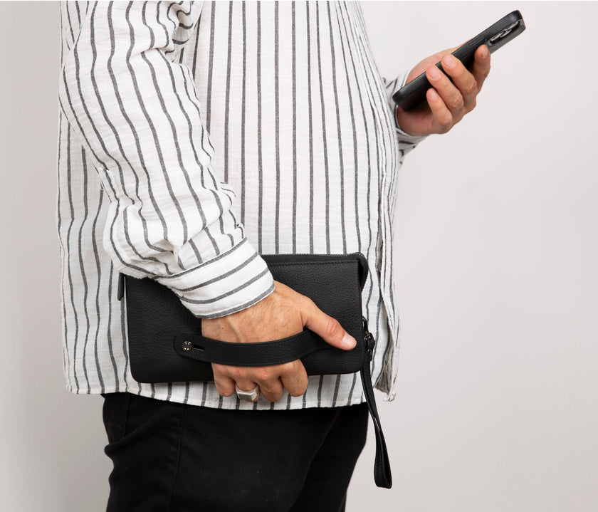 Nobilis Leather Clutch Bag