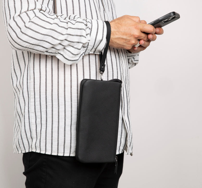 Nobilis Leather Clutch Bag