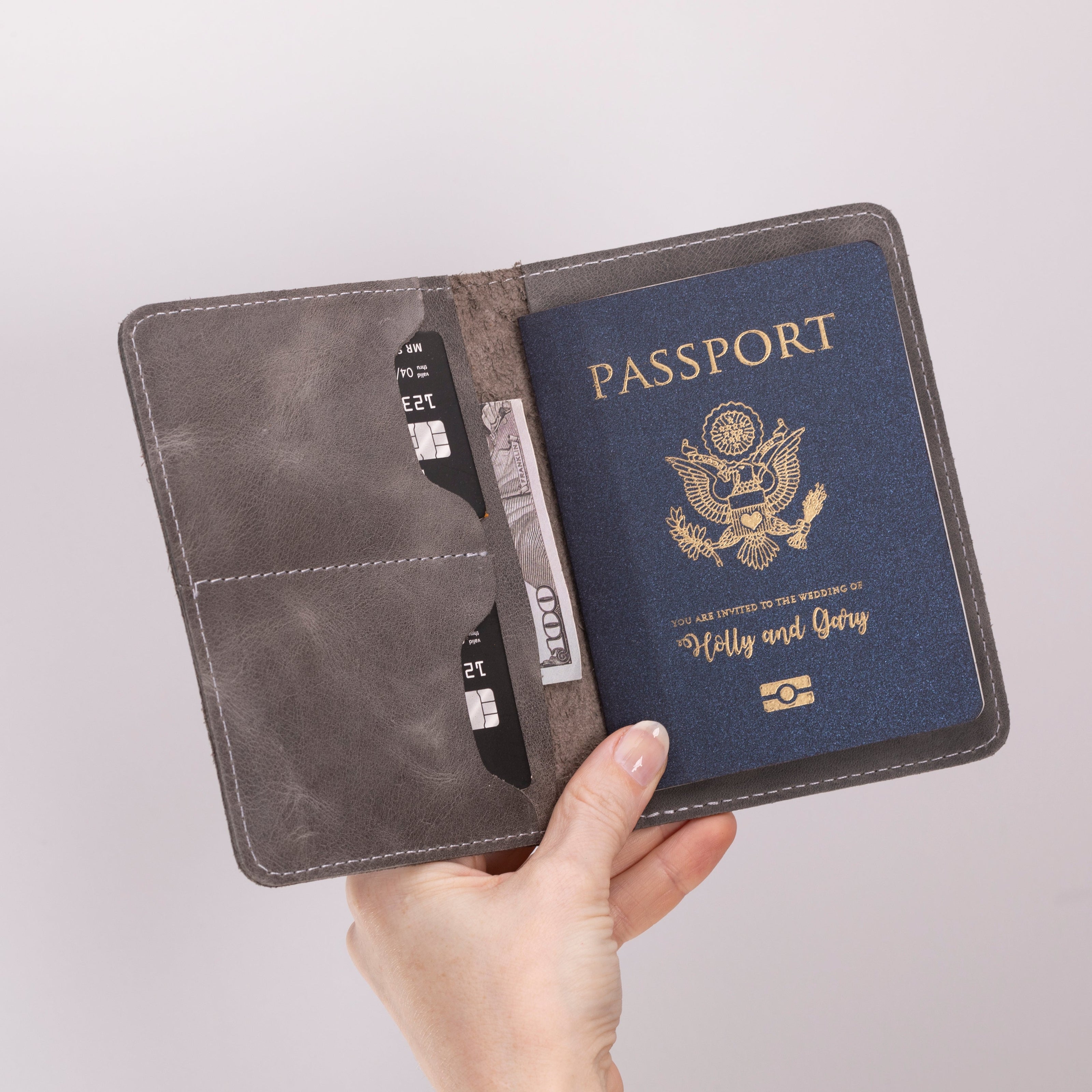 Voyage Leather Passport Wallet