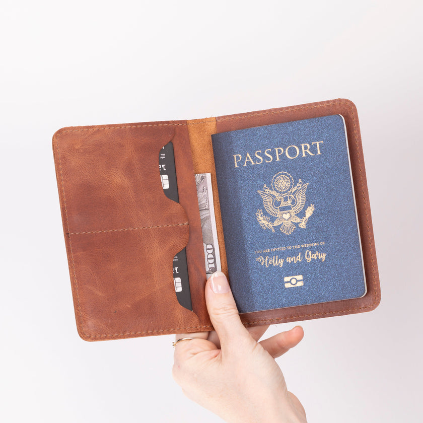 Voyage Leather Passport Wallet