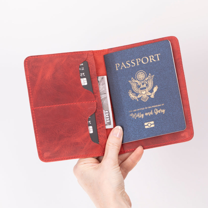 Voyage Leather Passport Wallet
