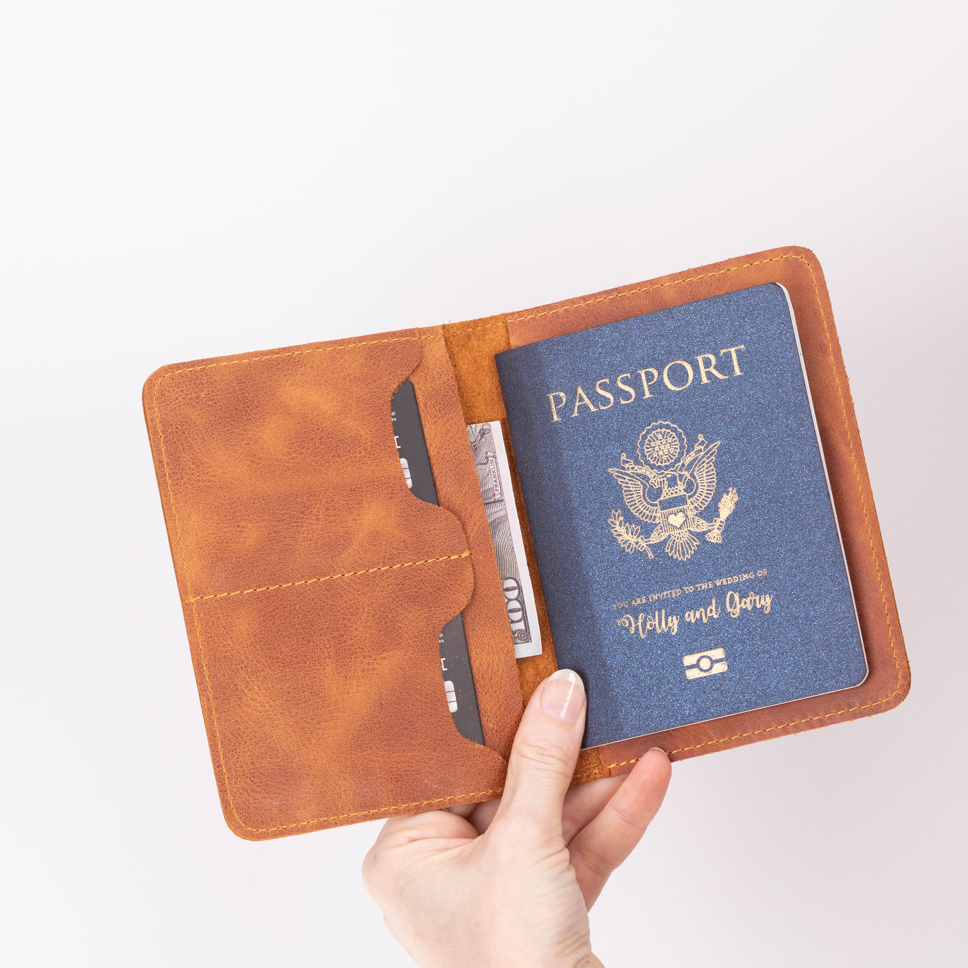 Voyage Leather Passport Wallet