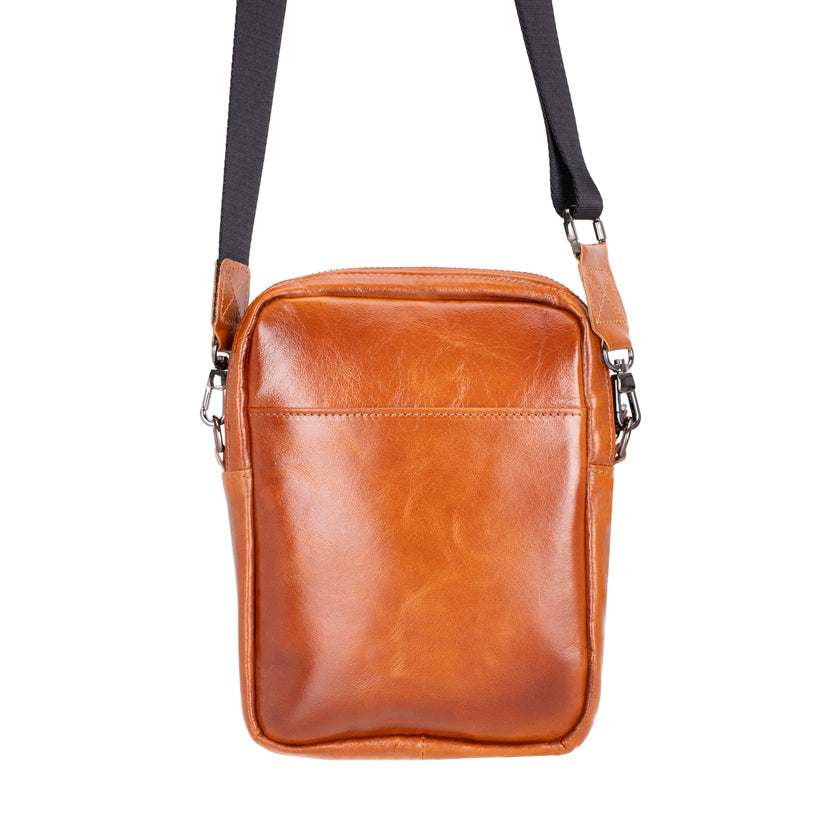 Clup Leather Crossbody Bag