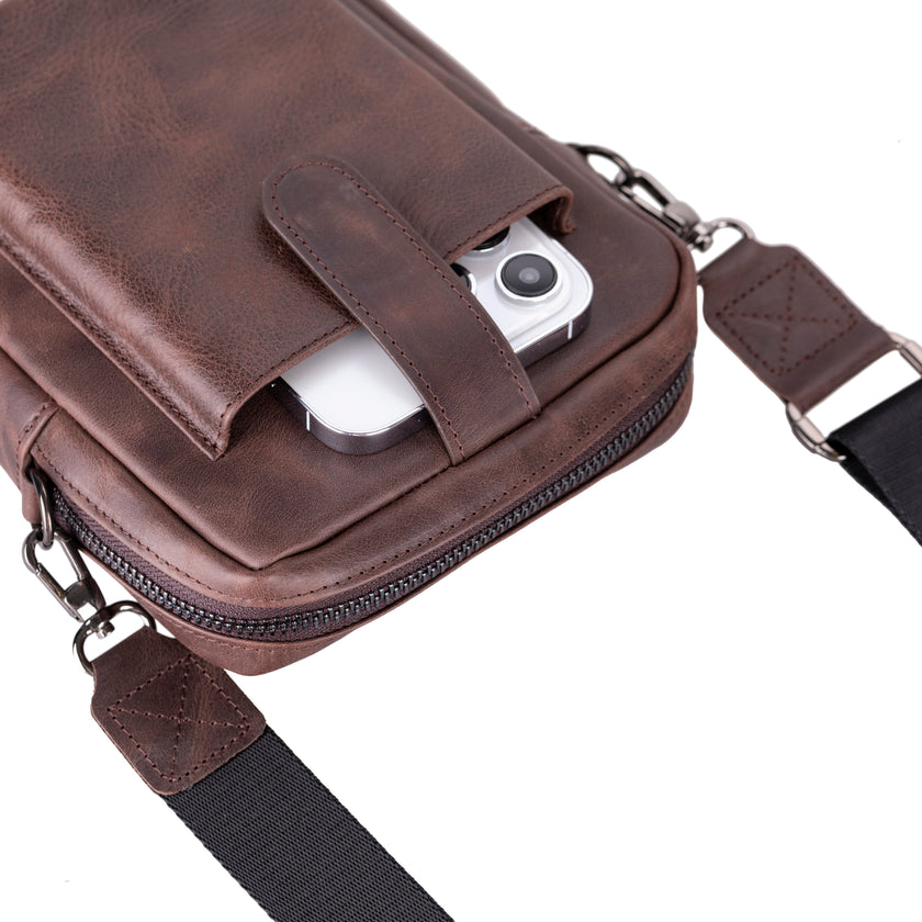Clup Leather Crossbody Bag