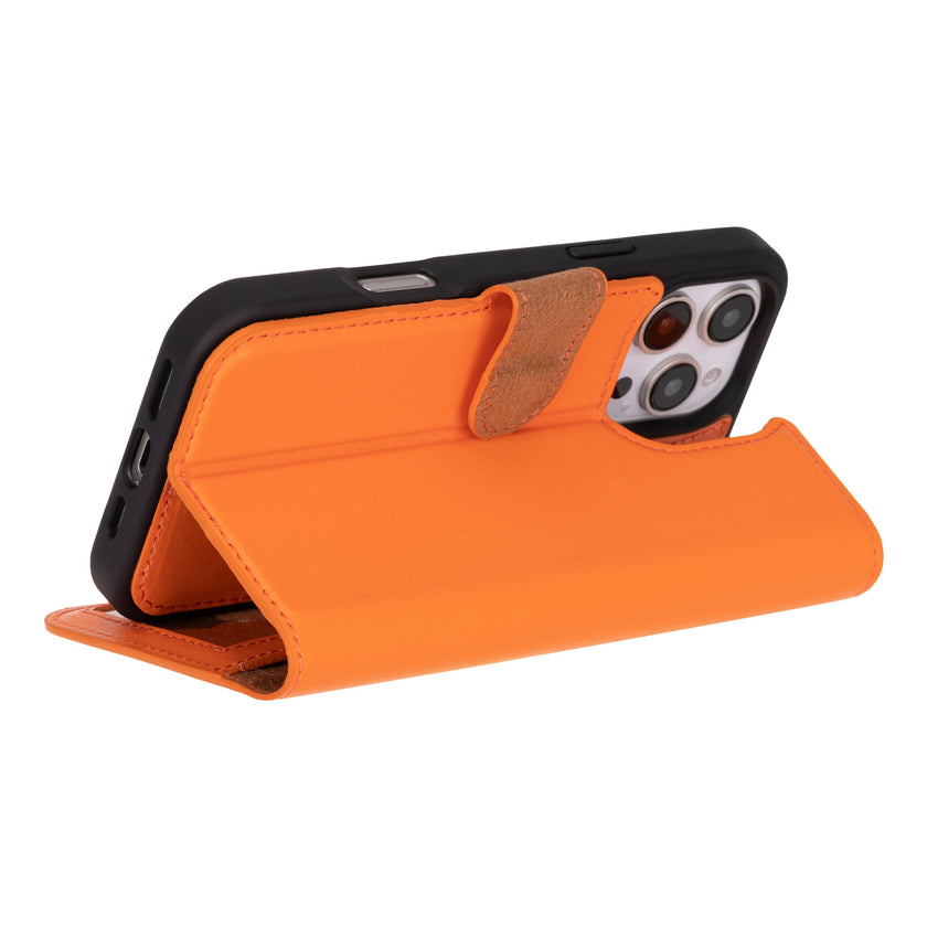 iPhone 16 Pro Detachable Leather Wallet Case