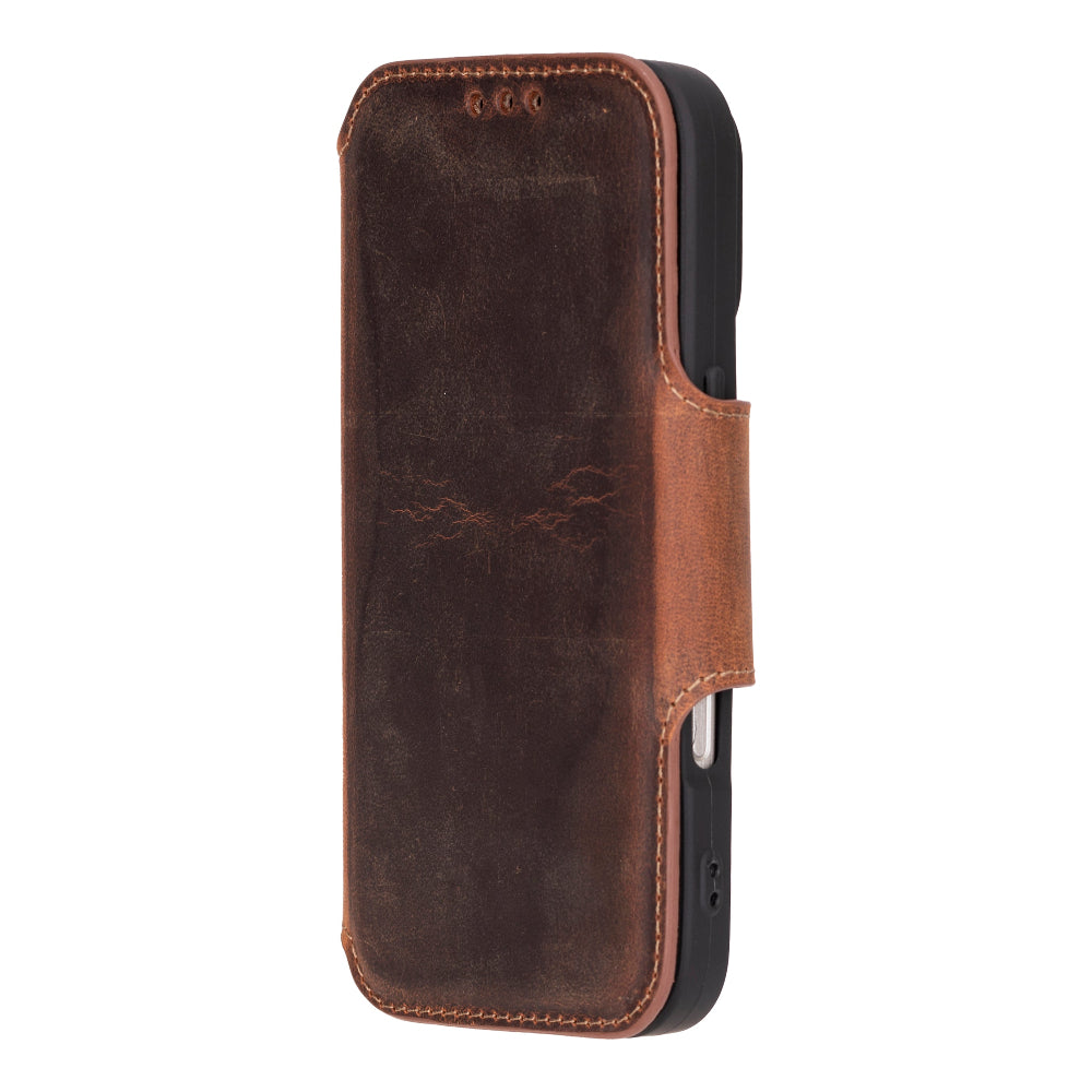 Clara iPhone 16 Pro Max Leather Case