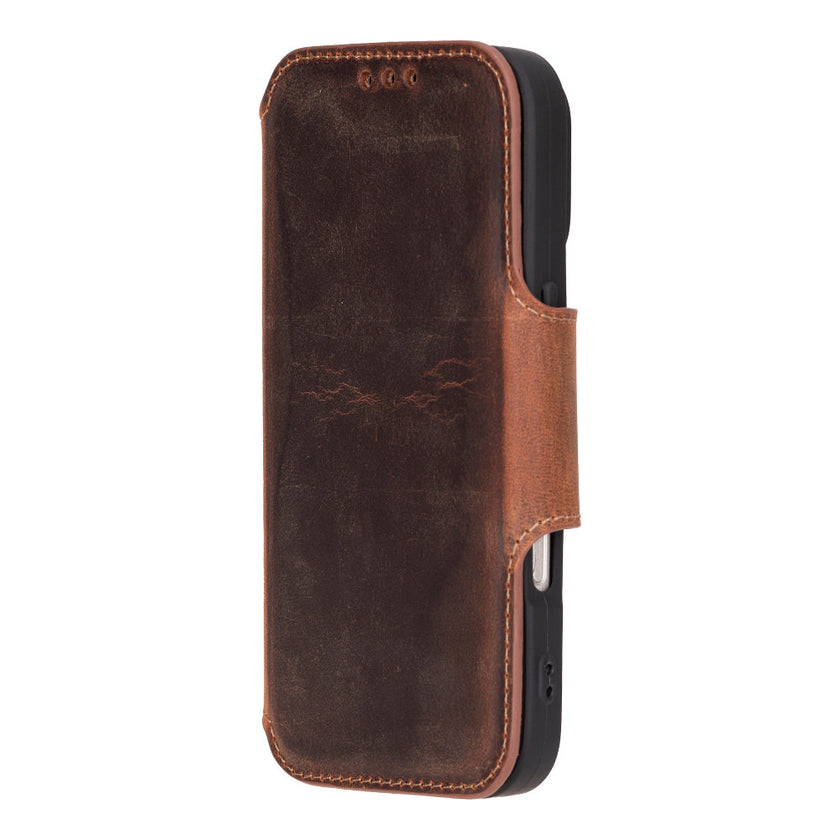 Clara iPhone 16 Pro Max Leather Case