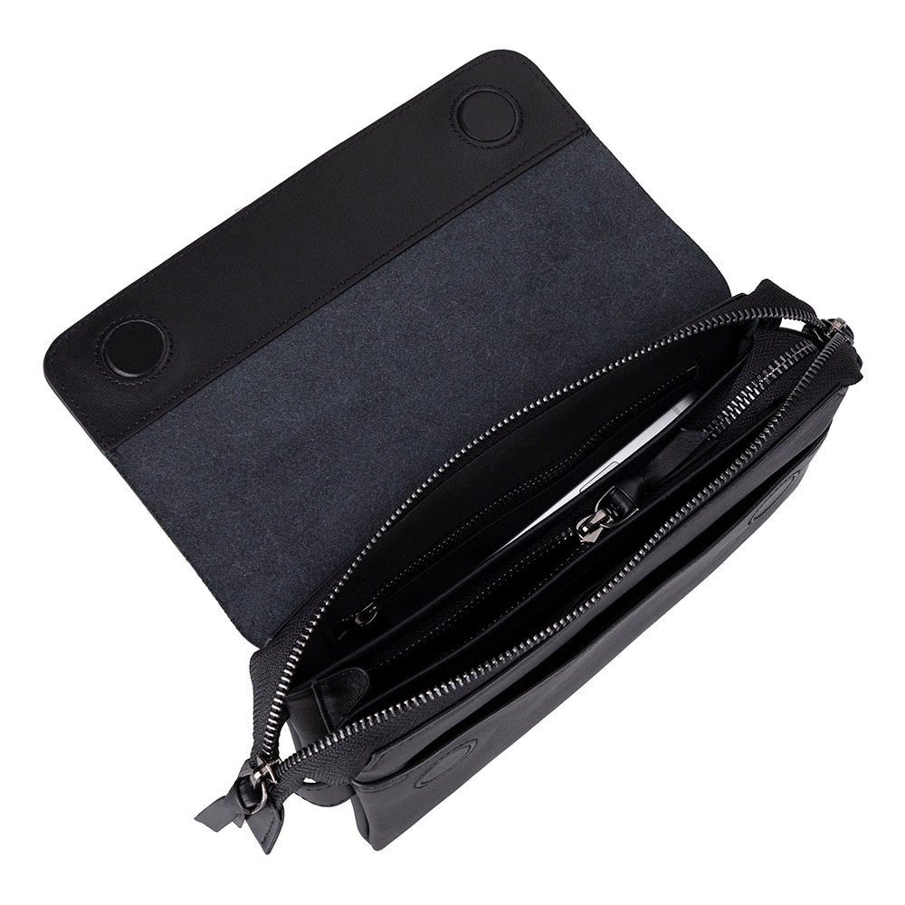 Nobilis Leather Clutch Bag