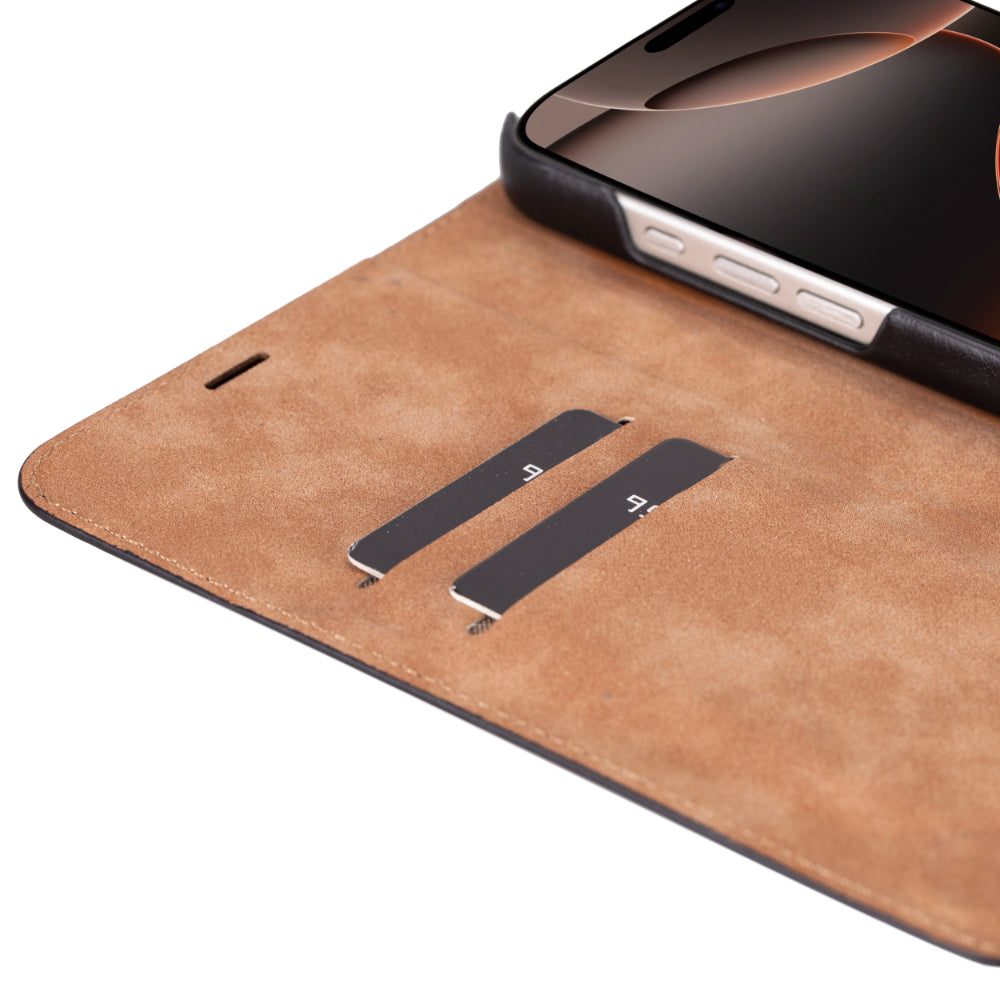 Luca iPhone 16 Pro Leather Case