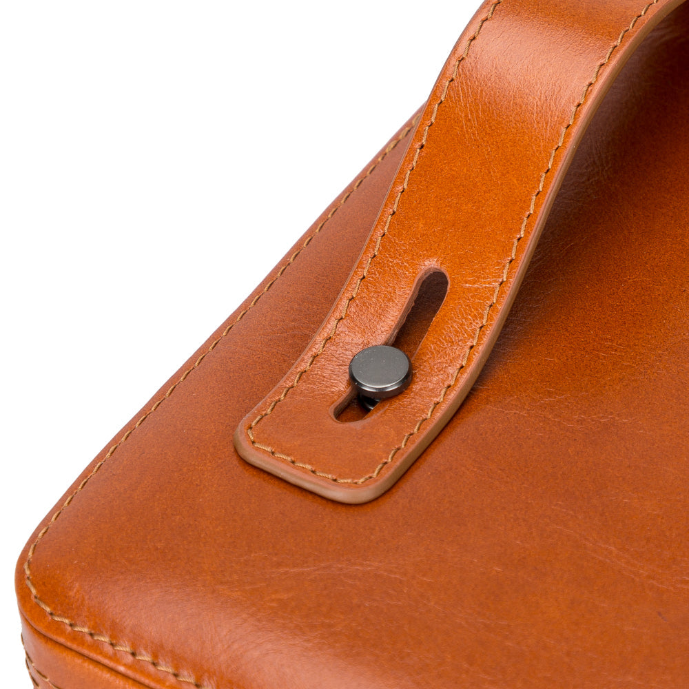 Epsilon Leather Travel Cable Organizer