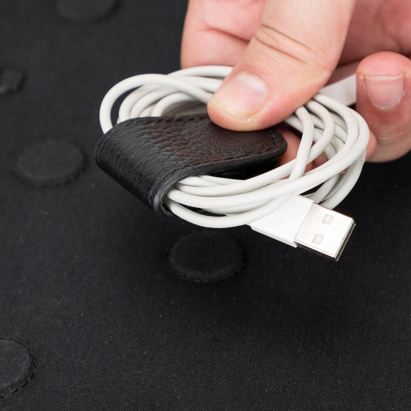 Epsilon Leather Travel Cable Organizer